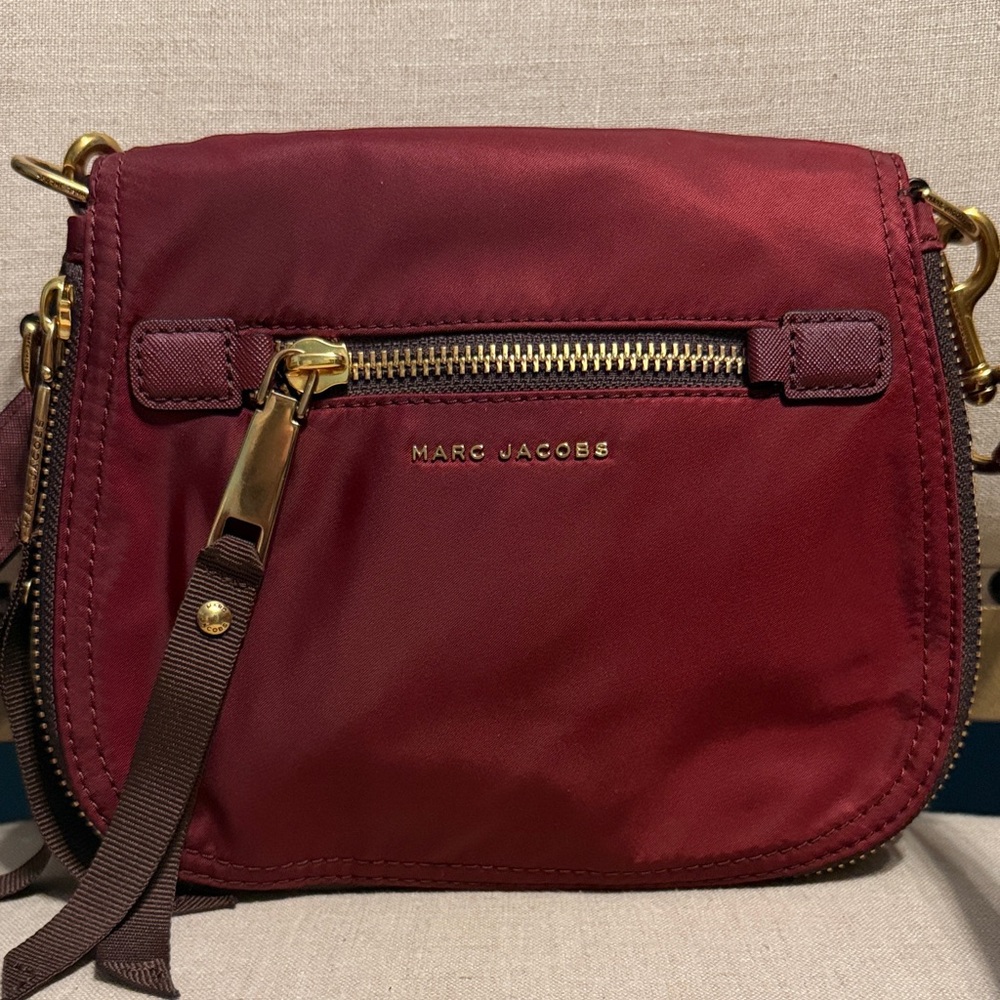 Marc Jacobs Trooper Small Nomad Saddle Crossbody Bag in Nylon with Leather Trim